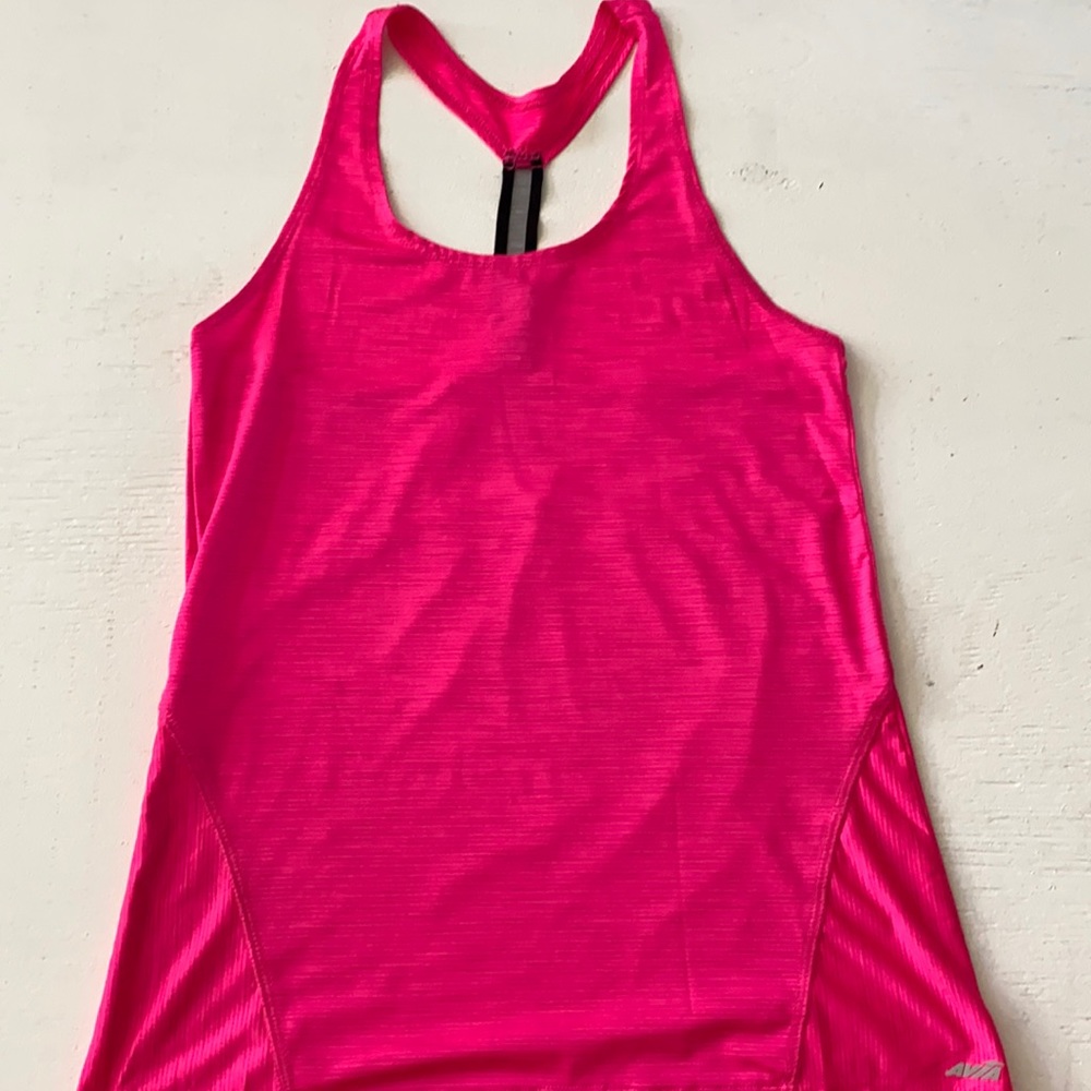 Avis Tank Top